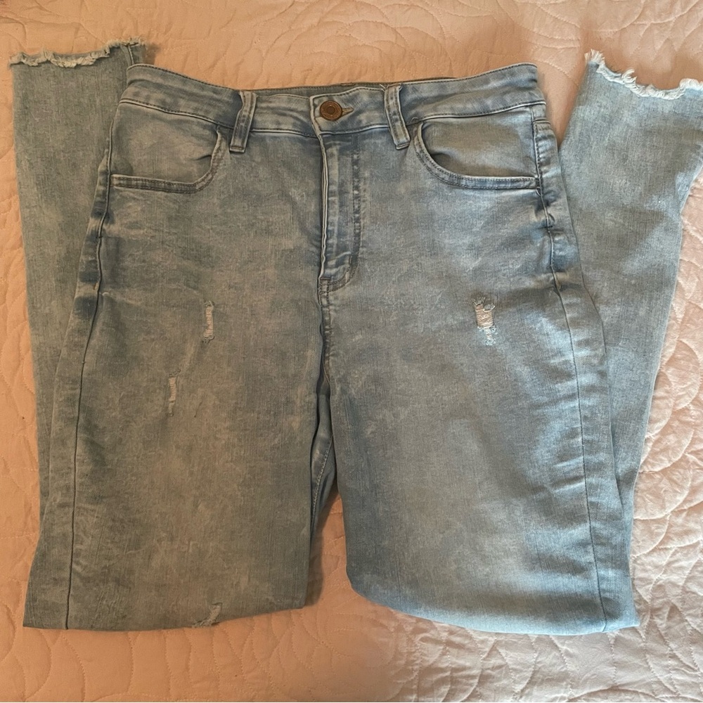 Light Blue Distressed Girl’s Jeans